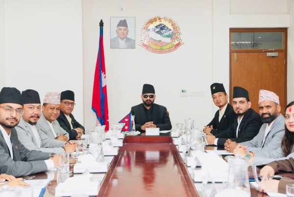 प्रधानमन्त्रीले बोलाए मन्त्रिपरिषद्को बैठक