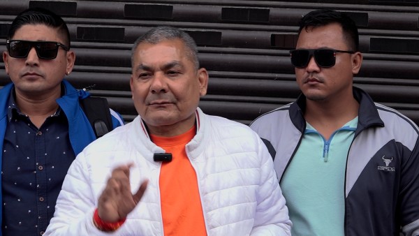 जेनजीसँग वार्ता मिलाउँदा मिलाउँदै प्रधानमन्त्रीको टाईमपास भइरहेको छ :दुर्गा प्रसाईँ