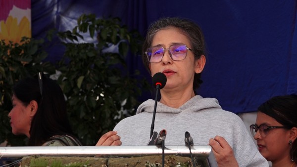 तिहार फ्लोरा एक्स्पोमा मनिषा कोइराला, आफ्नै माटोमा हुर्किँएका फूललाई माया गर्न आग्रह