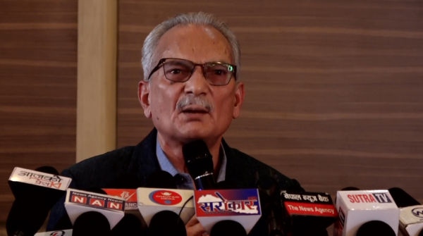 प्रत्यक्ष निर्वाचित कार्यकारी प्रणाली नभएसम्म देशमा राजनीतिक स्थिरता हुँदैनः बाबुराम भट्टराई