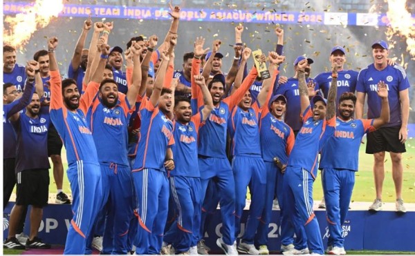 भारतले उचाल्यो एसिया कपको उपाधि