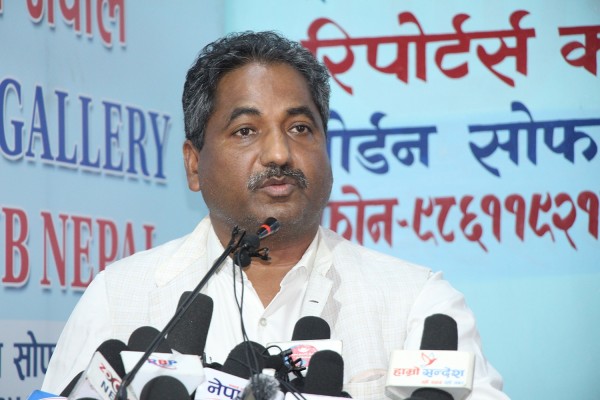 गणतन्त्र दिवसको अवसरमा आम जनता पार्टीद्वारा ‘वर्तमान व्यवस्था : दलतन्त्र कि गणतन्त्र?’ विषयक अन्तरक्रिया कार्यक्रमको केही झलकहरू