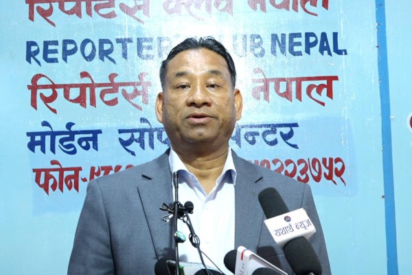पूर्व राष्ट्रपति भण्डारीलाई राजनीतिमा रोक लगाउनु संविधानविपरीत होः एमाले नेता कर्ण थापा