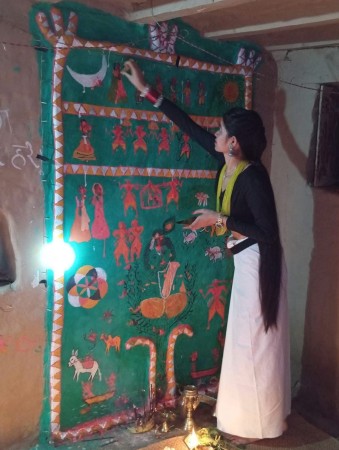 दाङमा थारु समुदायले उल्लासपूर्वक अष्टम्की पर्व मनाउँदै