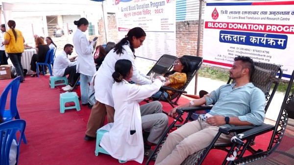 अस्पतालहरुमा रगत अभाव टार्न रक्तसञ्चार तथा अनुसन्धान केन्द्रद्वारा रक्तदान कार्यक्रम