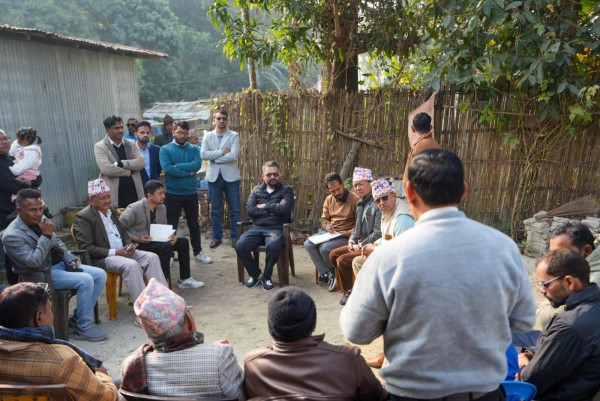 झापाका स्थानीय समस्याबारे जनप्रतिनिधि र व्यक्तित्वसँग बालेनको छलफल