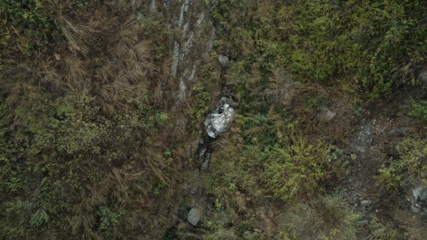 ड्रोनमार्फत पत्ता लाग्यो दुर्घट्नाग्रस्त गाडी, सम्पर्कविहीन रहेका काफ्ले मृत फेला