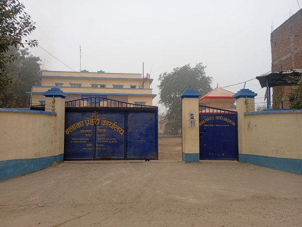 गोलबजारमा लागू औषधविरुद्ध कडा कारवाही, ३ जना पक्राउ