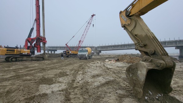 सिरहा–धनुषा जोड्ने कमला पुल पुनःनिर्माण अन्तिम चरणमा, असार मसान्तसम्म सम्पन्न गर्ने लक्ष्य