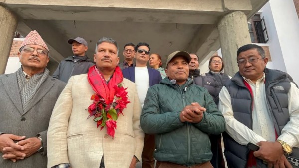 सिन्धुली–२ मा नेकपा र कांग्रेसभित्र विद्रोह, आधिकारिक उम्मेदवारविरुद्ध छुट्टाछुट्टै दाबी