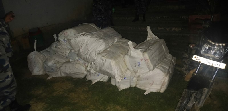 कासघारी र धानबारीबाट तस्करीको सामानसहित १ जना पक्राउ