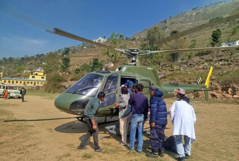 हुम्ला र कालिकोटबाट दुई सुत्केरीको हवाई उद्धार