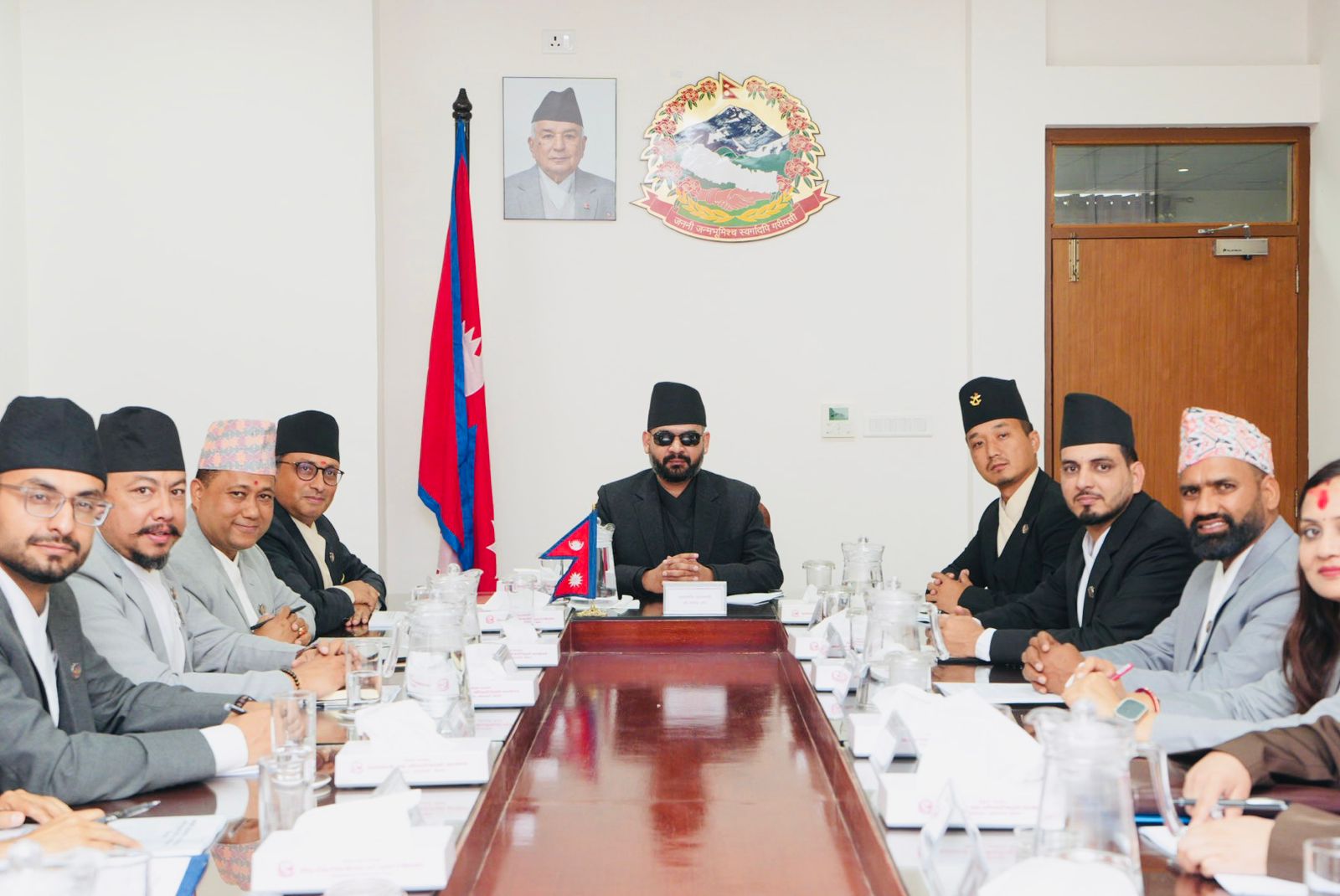 प्रधानमन्त्रीले बोलाए मन्त्रिपरिषद्को बैठक