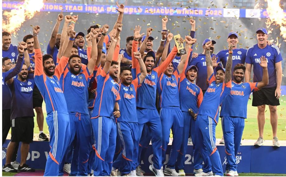 भारतले उचाल्यो एसिया कपको उपाधि