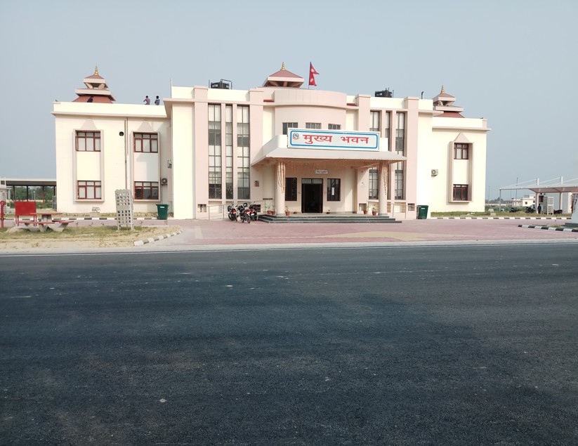 वीरगन्ज नाकाबाट इभीको आयात १ सय ३६ प्रतिशतले बढ्यो