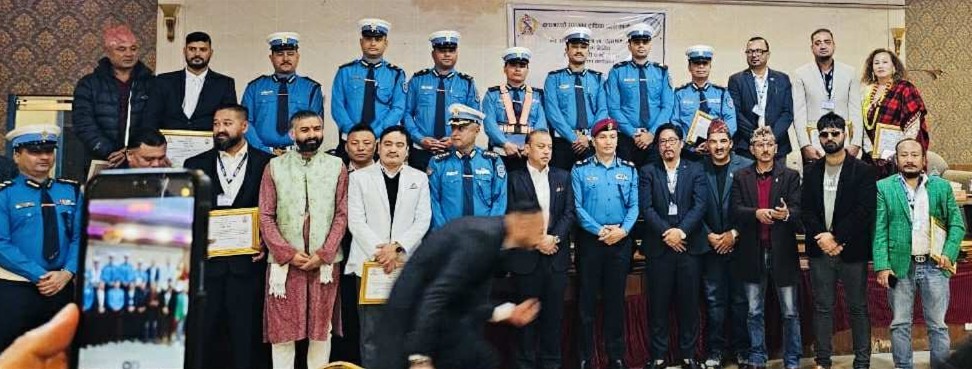 जेन्जी आन्दोलनमा क्षतिग्रस्त ट्राफिक कन्ट्रोल रूम पुनर्निर्माणमा सहयोग गरेबापत पत्रकार रामजी बगालेलाई विशेष सम्मान