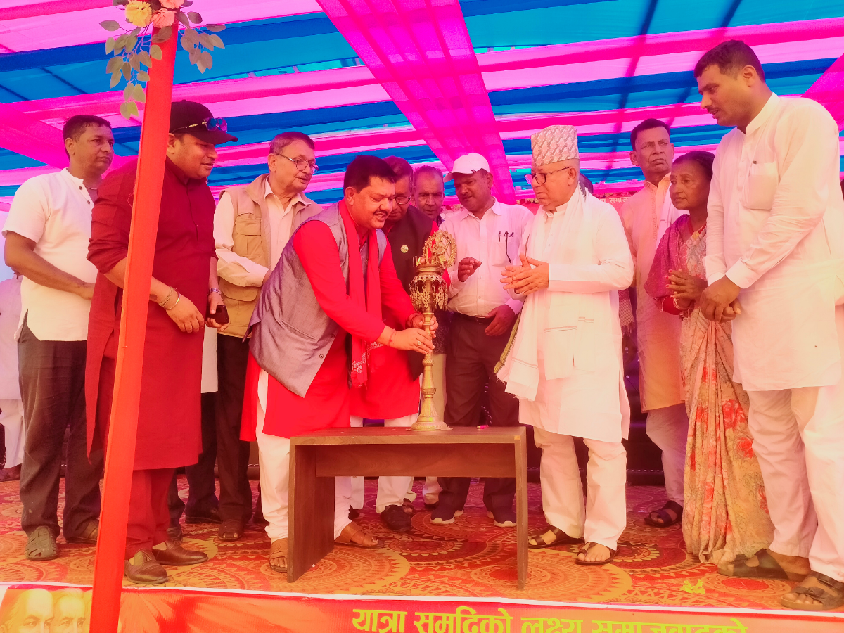 "मेरो कुनै पनि गल्तीको प्रमाण छैन": माधव नेपाल