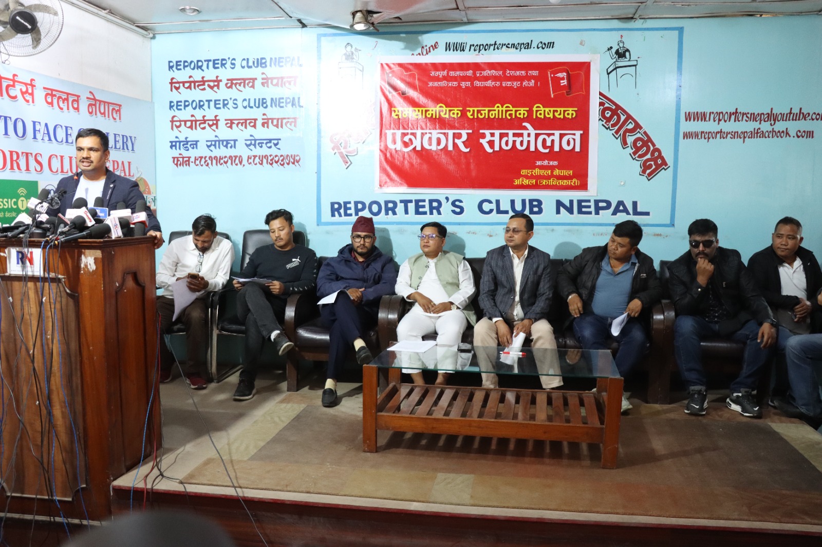 सरकार माओवादी आन्दोलन र गणतन्त्र पक्षधरमाथि दमनमा उत्रिएको आरोप : अखिल (क्रान्तिकारी) अध्यक्ष सापकोटा