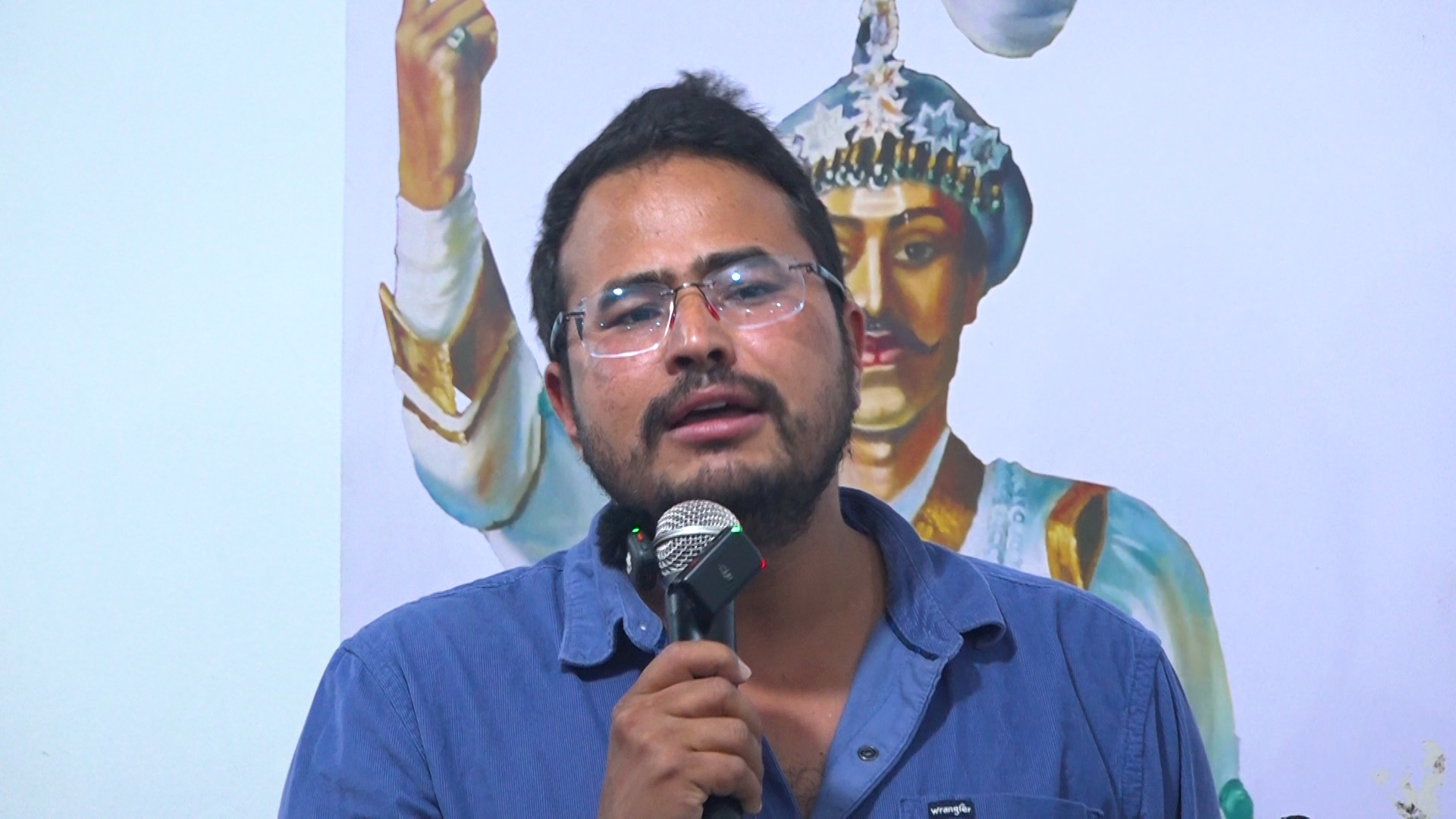 पार्टीभित्रको फरक विचारलाई सम्मान गर्न नसके तानाशाही प्रवृत्ति बढ्छ :सांसद शाही