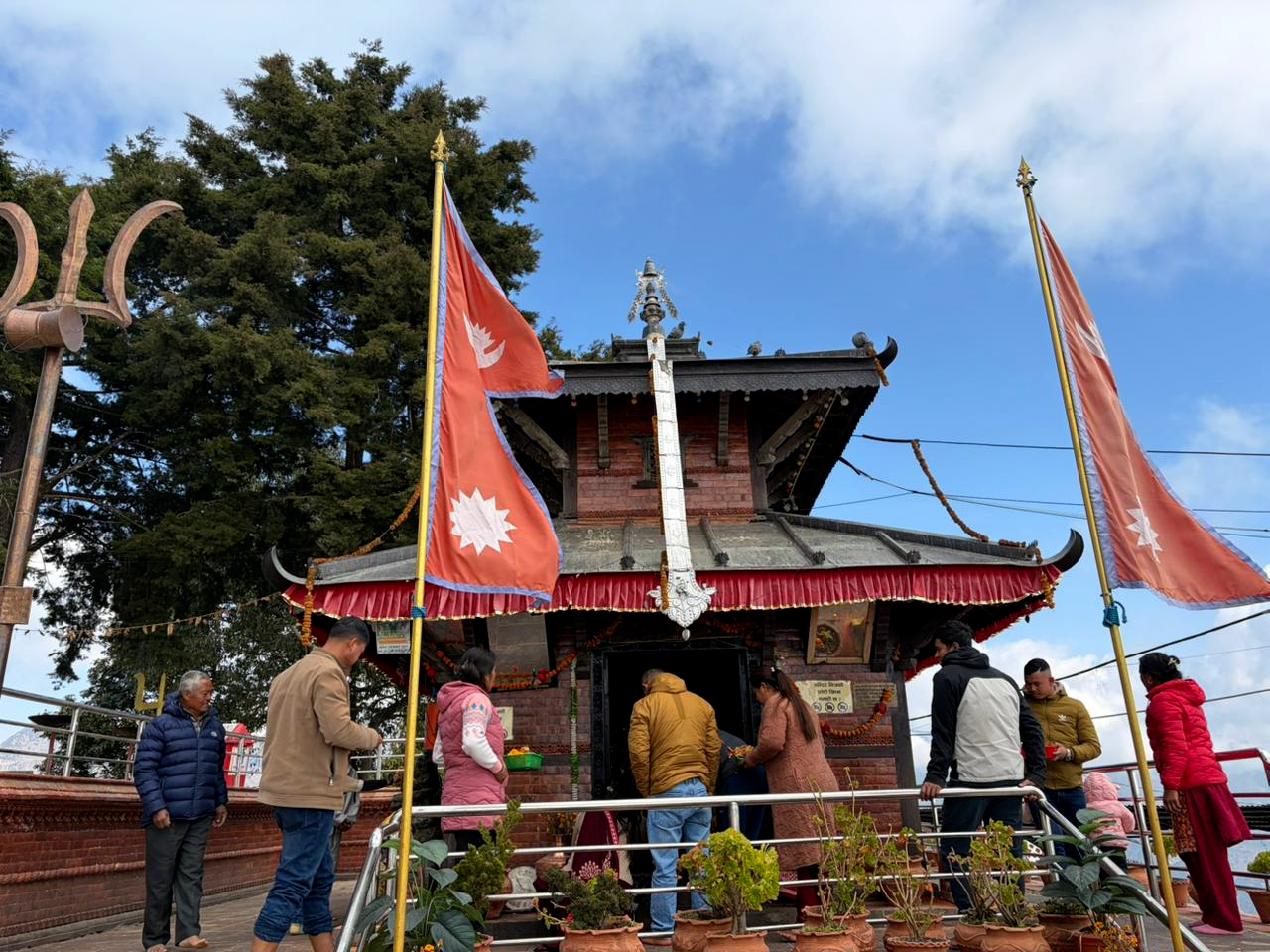 आपत–विपतमा सम्झिने आस्थाको केन्द्र खाँडादेवी