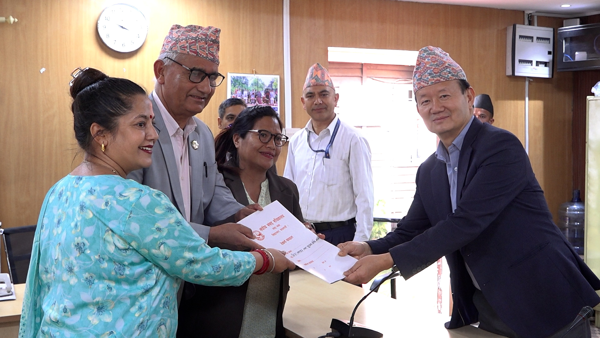 १२ वटा संसदीय समितिको सभापतिमा मनोनयन दर्ता