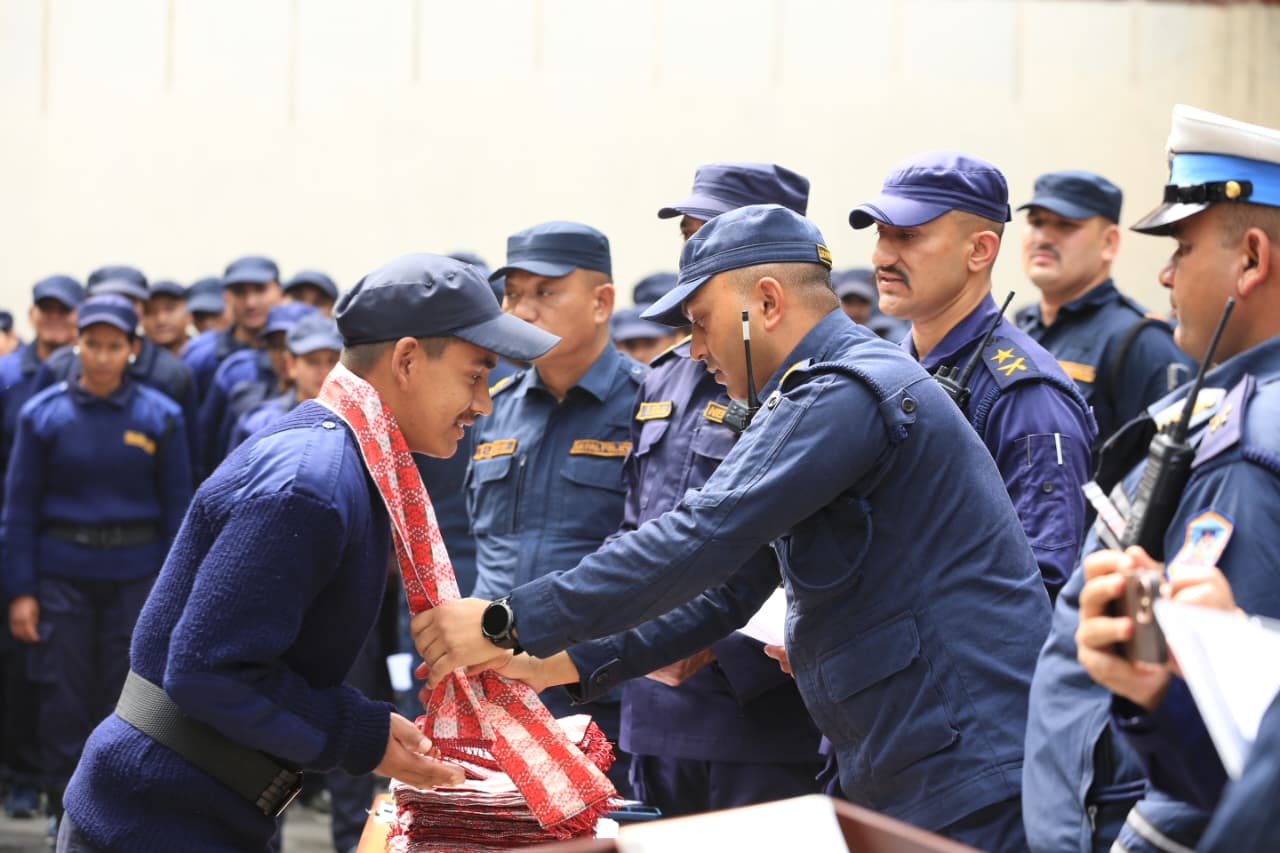 निर्वाचन प्रहरीको बिदाई (तस्विरहरु)