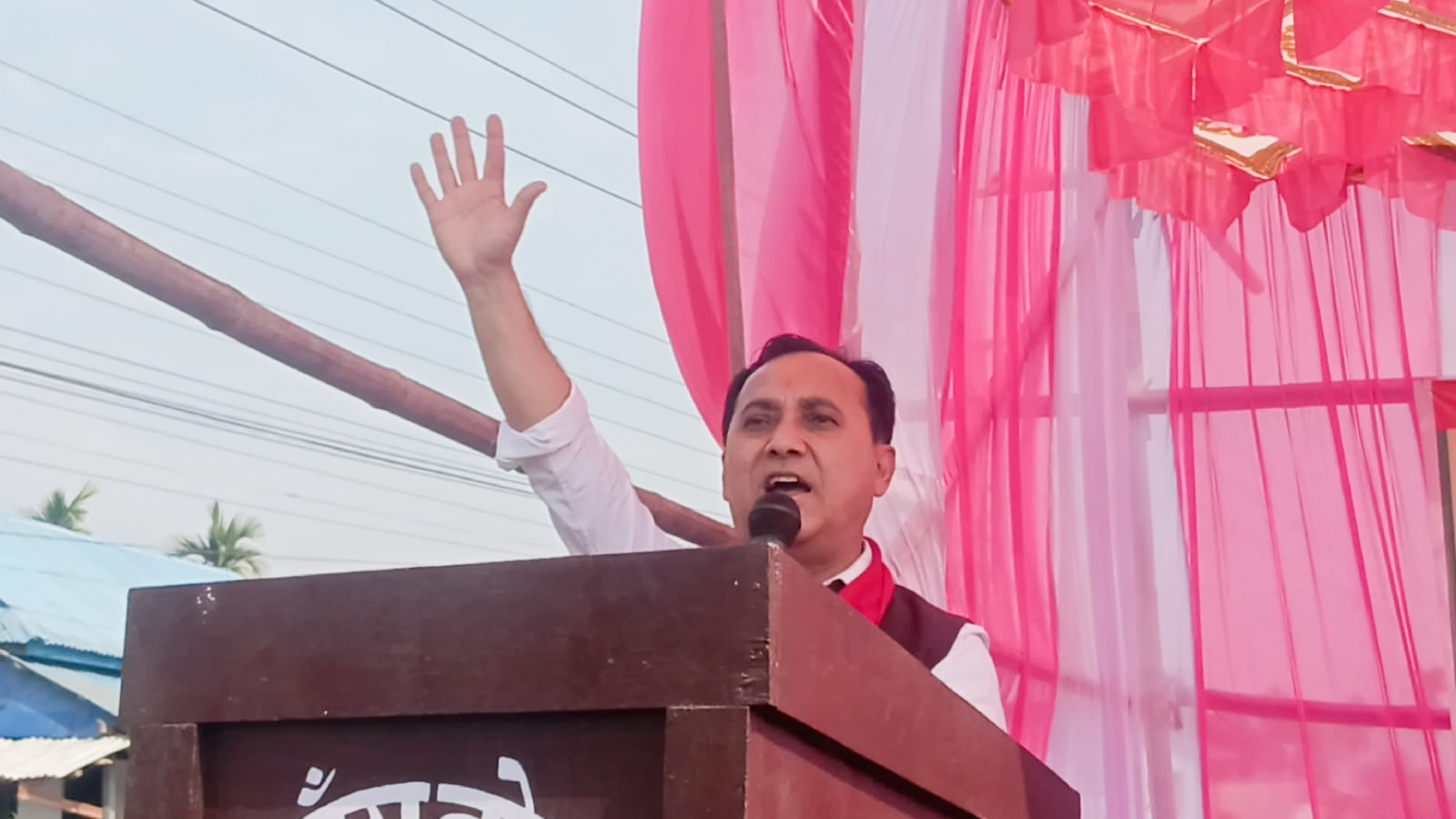 सिकारुलाई देश जिम्मा दिनुहुँदैन, कांग्रेसले सम्हाल्नुपर्छ : विश्वप्रकाश शर्मा