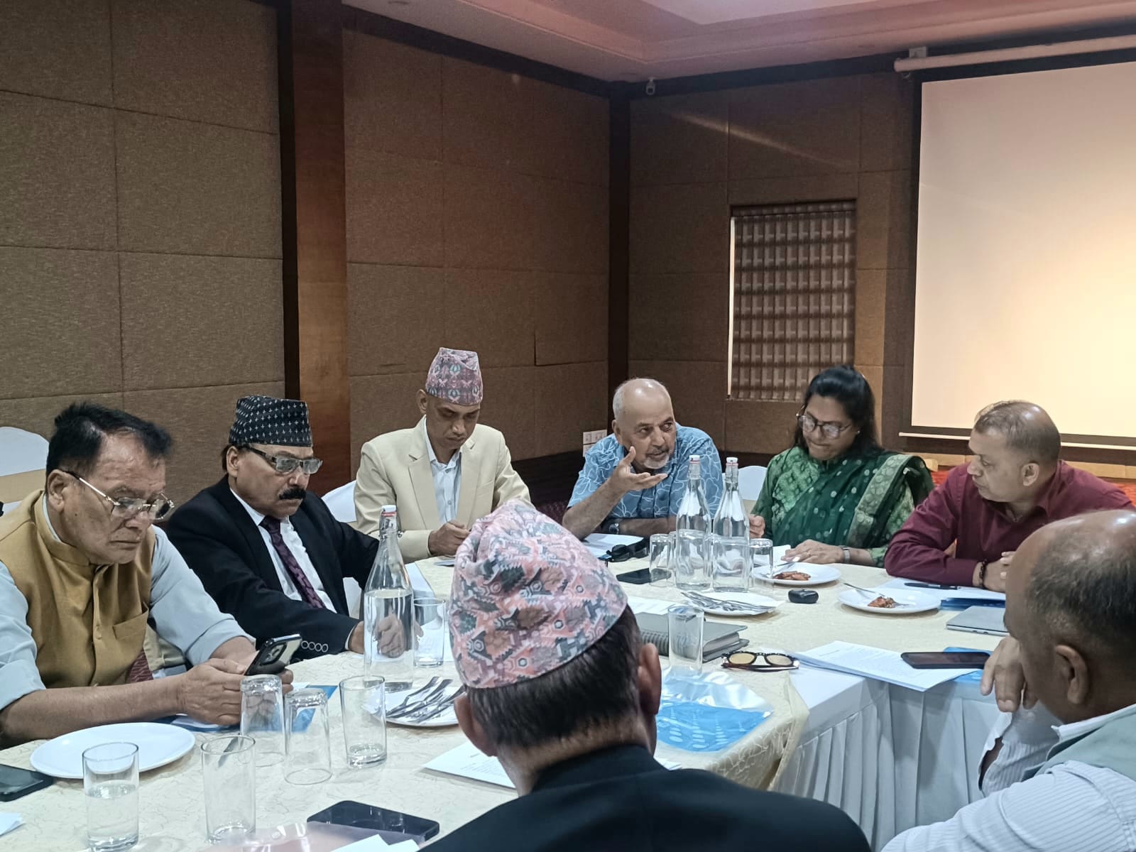 कांग्रेसले थाल्यो संविधान संशोधनको गृहकार्य